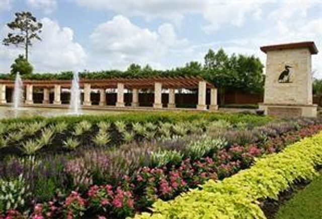 16622 Lake Prince Lane, Houston, TX 77044