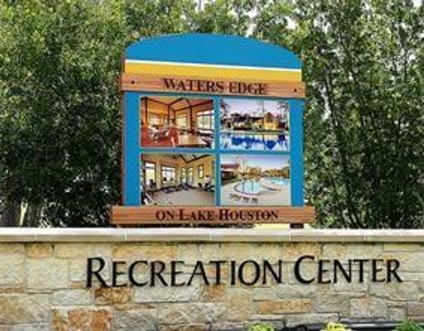 16622 Lake Prince Lane, Houston, TX 77044