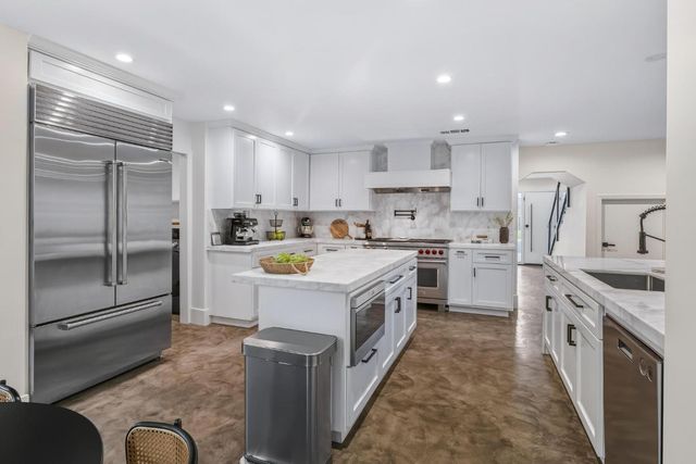 2228 Cheyenne Way, Modesto, CA 95356