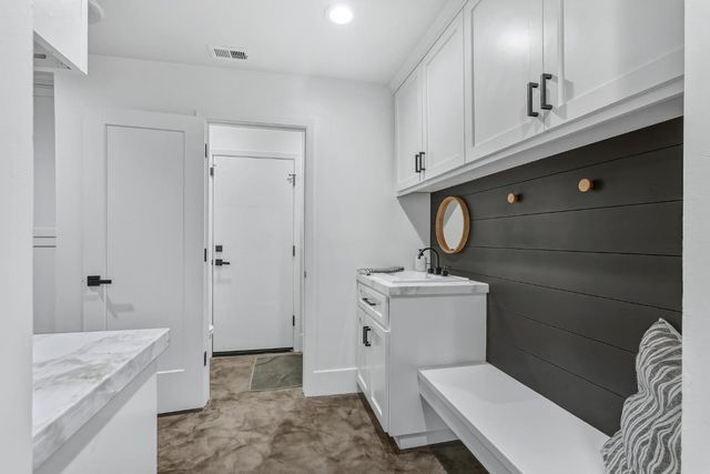 2228 Cheyenne Way, Modesto, CA 95356