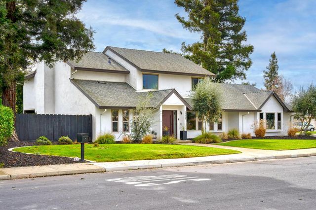 2228 Cheyenne Way, Modesto, CA 95356