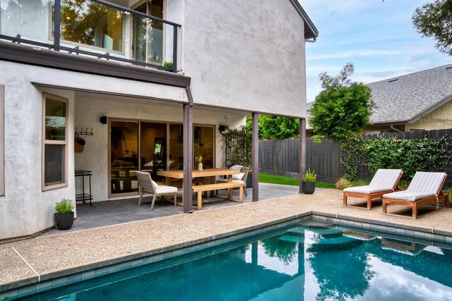 2228 Cheyenne Way, Modesto, CA 95356