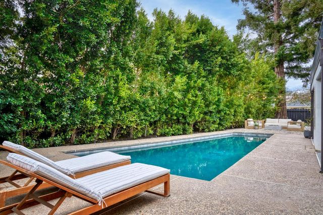 2228 Cheyenne Way, Modesto, CA 95356