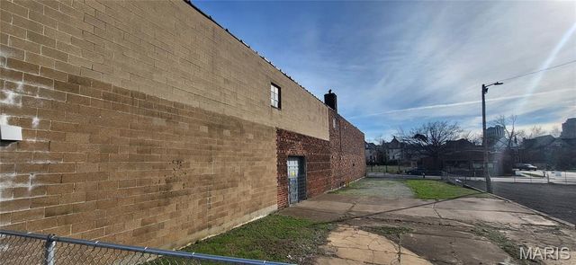 4545-49 Olive Street, St Louis, MO 63108