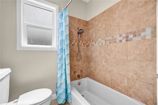 4279 E Jacinto, Long Beach, CA 90815