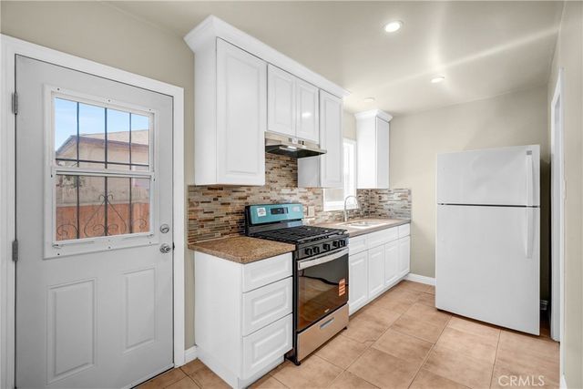 4279 E Jacinto, Long Beach, CA 90815