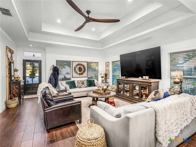 911 Hudson Lane, New Braunfels, TX 78130