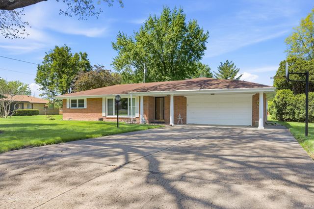 705 Oxford Road, Anderson, IN 46012