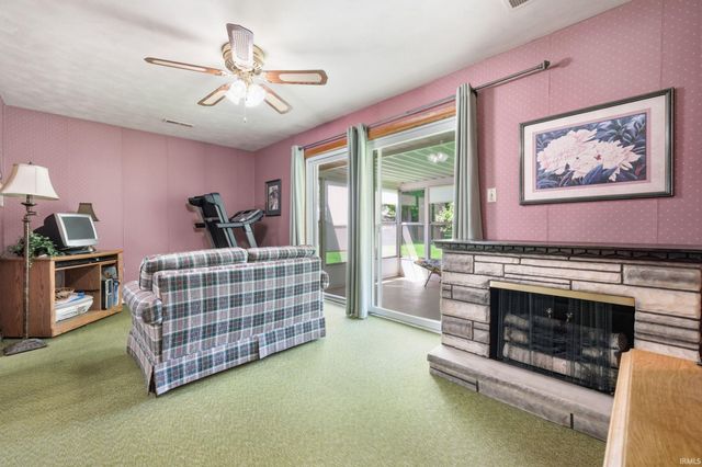 705 Oxford Road, Anderson, IN 46012