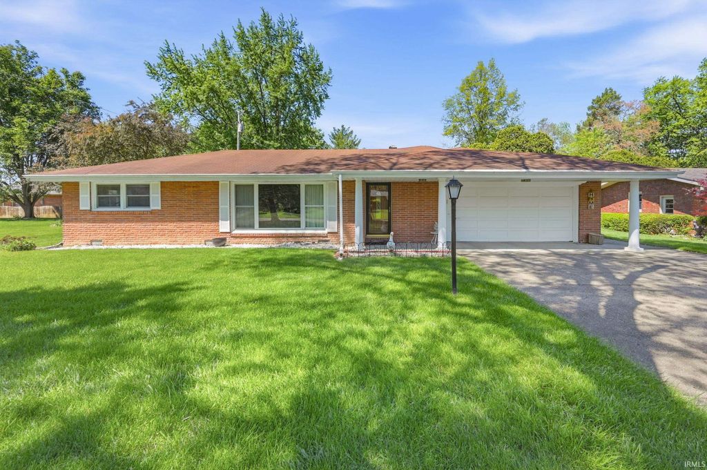 705 Oxford Road, Anderson, IN 46012