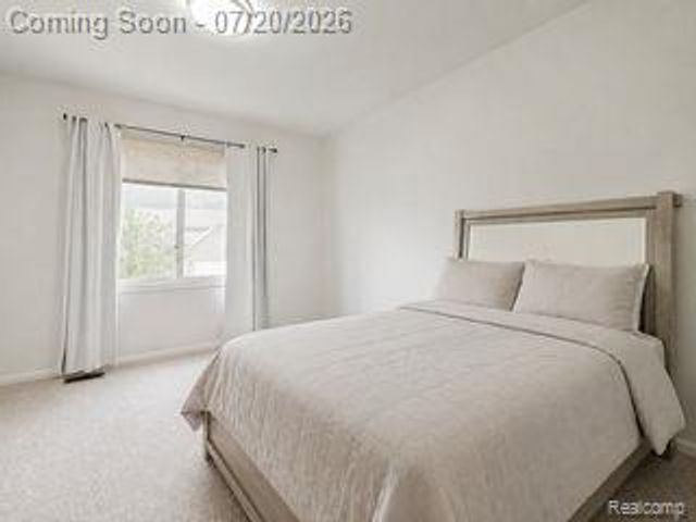 57633 Yorkshire Drive, Washington, MI 48094