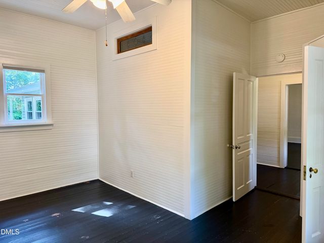 511 N Greensboro Street N, Carrboro, NC 27510