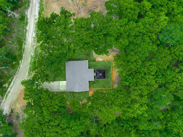 130 Private Road 35407, Sumner, TX 75486