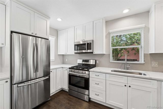3040 N Columbine Street, Denver, CO 80205