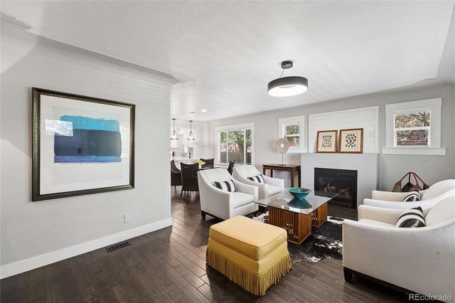 3040 N Columbine Street, Denver, CO 80205