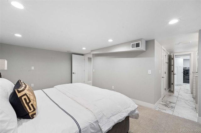 3040 N Columbine Street, Denver, CO 80205