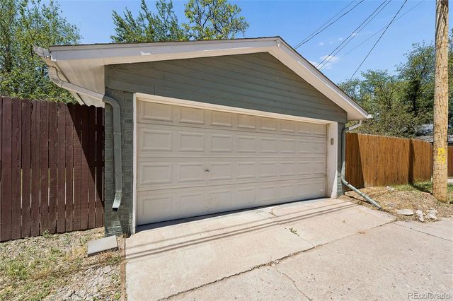 3040 N Columbine Street, Denver, CO 80205