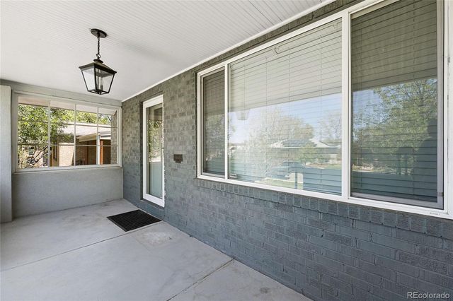 3040 N Columbine Street, Denver, CO 80205