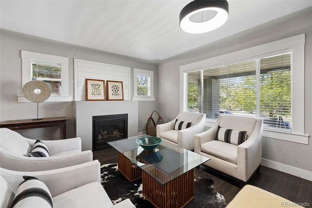 3040 N Columbine Street, Denver, CO 80205