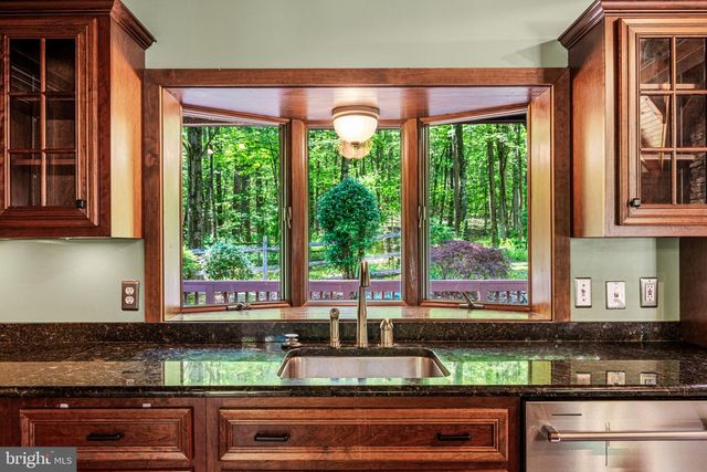59 HOPEWELL RD, Elverson, PA 19520