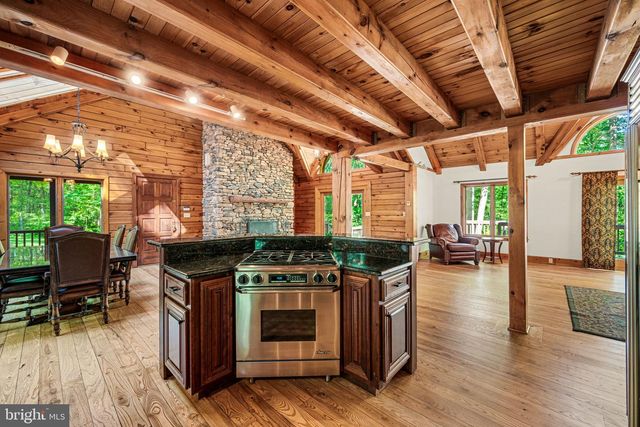 59 HOPEWELL RD, Elverson, PA 19520