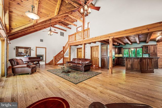 59 HOPEWELL RD, Elverson, PA 19520