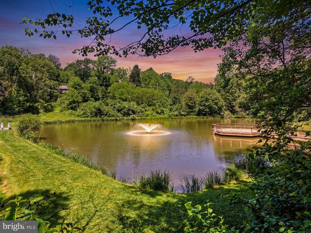 59 HOPEWELL RD, Elverson, PA 19520