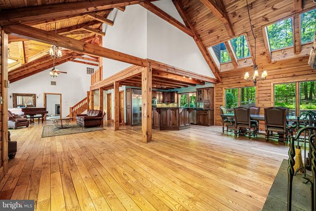 59 HOPEWELL RD, Elverson, PA 19520