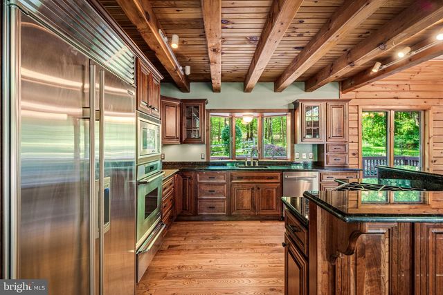 59 HOPEWELL RD, Elverson, PA 19520