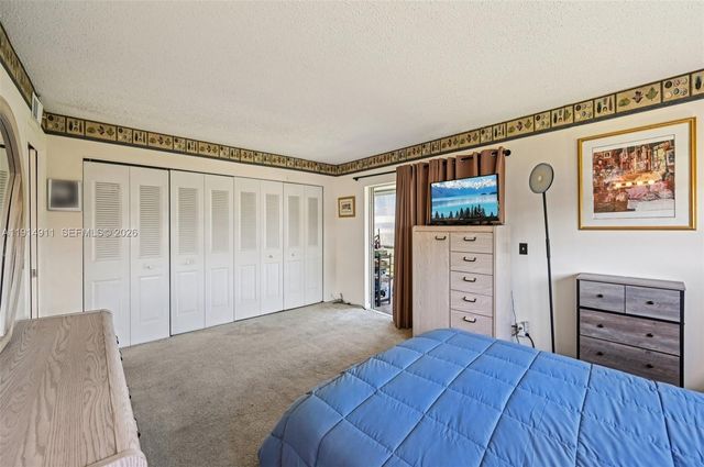 126 Canterbury E 126, West Palm Beach, FL 33417