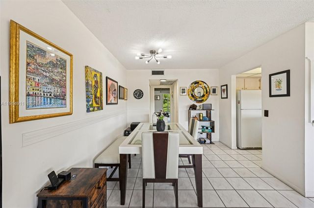 126 Canterbury E 126, West Palm Beach, FL 33417