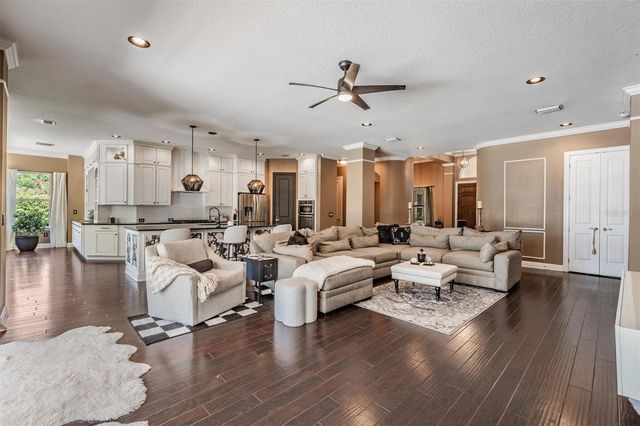 9134 TILLINGHAST DRIVE, Tampa, FL 33626