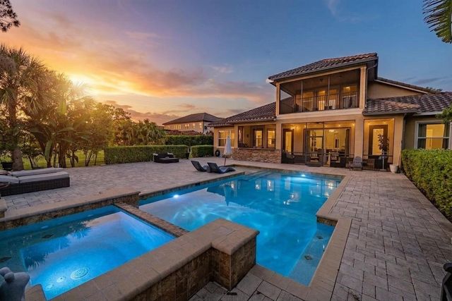 9134 TILLINGHAST DRIVE, Tampa, FL 33626