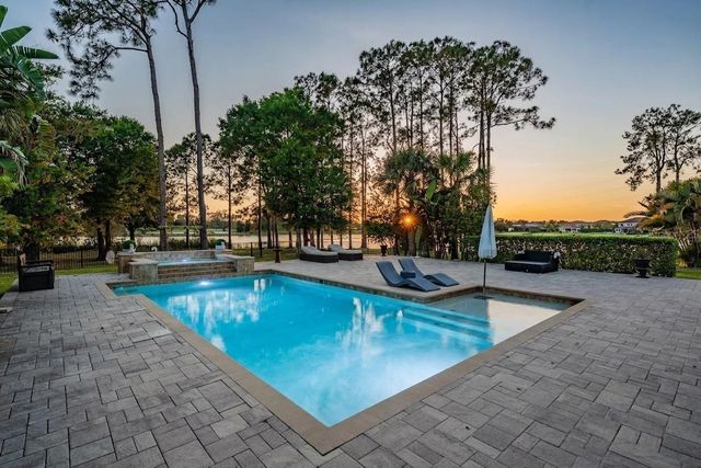 9134 TILLINGHAST DRIVE, Tampa, FL 33626