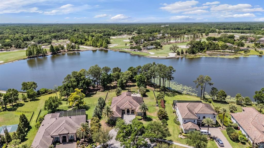 Image 2 of property listing at 9134 TILLINGHAST DRIVE, Tampa, FL 33626