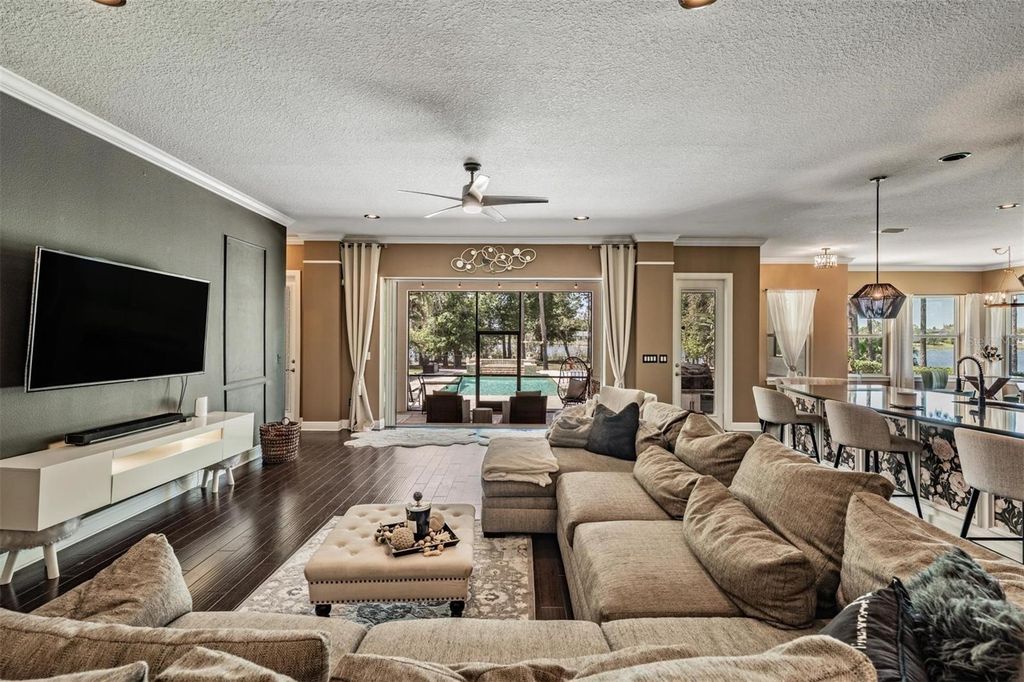 Image 16 of property listing at 9134 TILLINGHAST DRIVE, Tampa, FL 33626