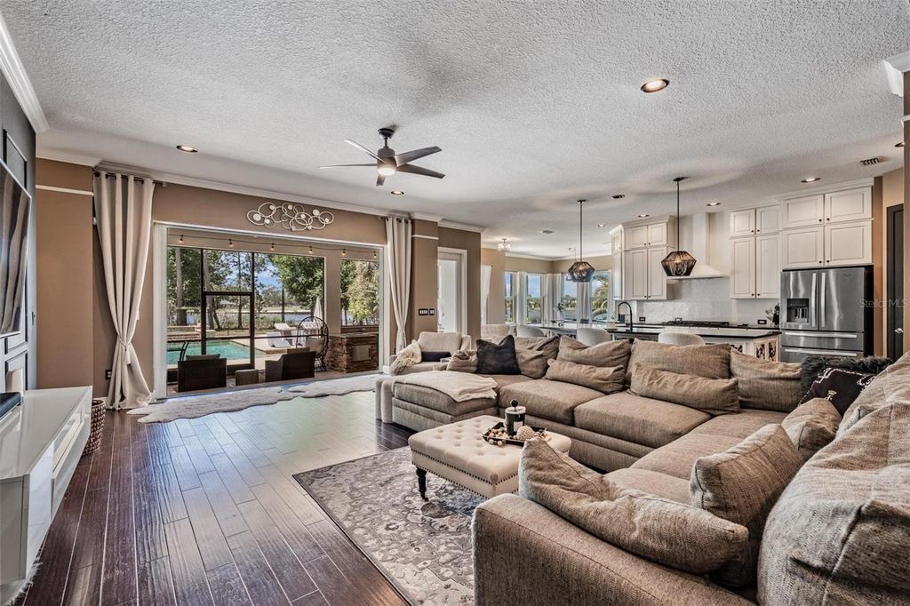 Image 19 of property listing at 9134 TILLINGHAST DRIVE, Tampa, FL 33626