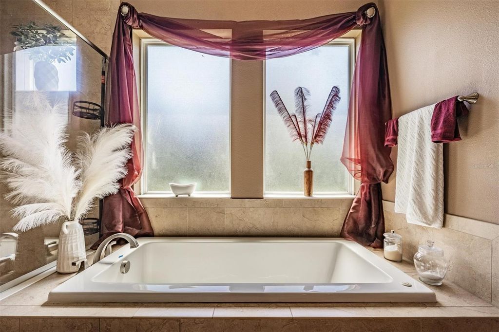 Image 34 of property listing at 9134 TILLINGHAST DRIVE, Tampa, FL 33626