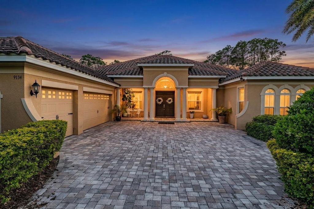 Image 65 of property listing at 9134 TILLINGHAST DRIVE, Tampa, FL 33626