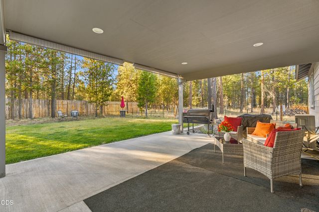 53088 Loop Drive, La Pine, OR 97739