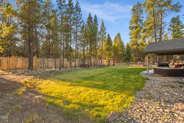 53088 Loop Drive, La Pine, OR 97739