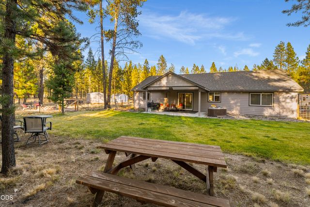 53088 Loop Drive, La Pine, OR 97739