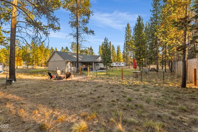 53088 Loop Drive, La Pine, OR 97739