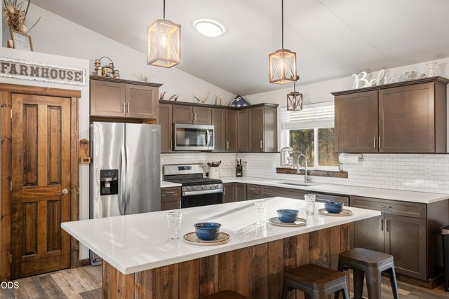53088 Loop Drive, La Pine, OR 97739
