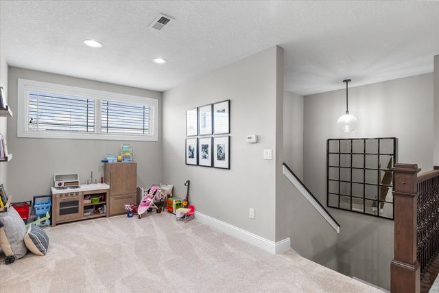 1609 Kassen Avenue, Mahomet, IL 61853