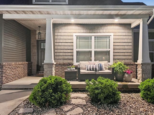 1609 Kassen Avenue, Mahomet, IL 61853