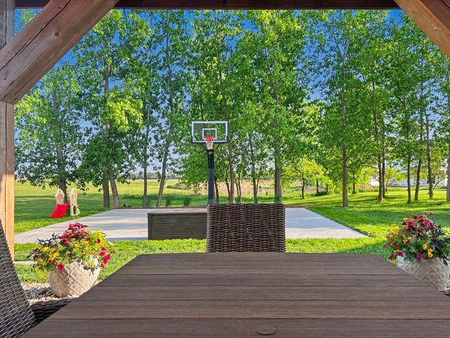 1609 Kassen Avenue, Mahomet, IL 61853