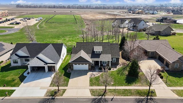 1609 Kassen Avenue, Mahomet, IL 61853