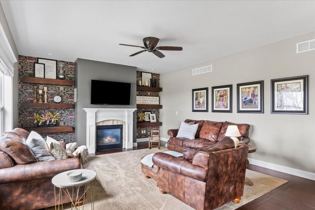 1609 Kassen Avenue, Mahomet, IL 61853