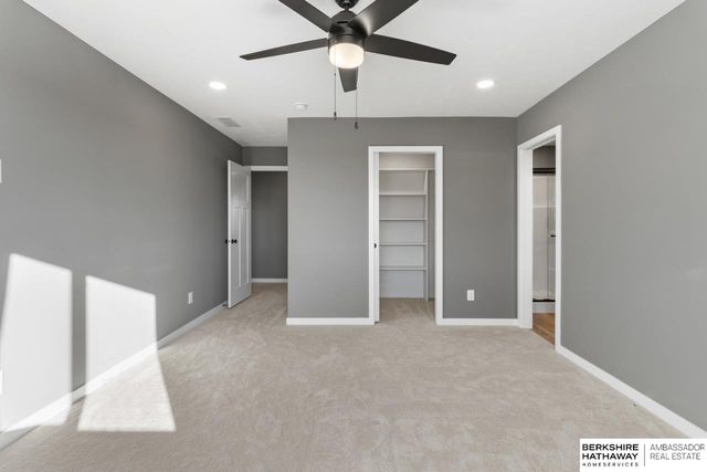 14812 Willow Street, Bennington, NE 68007